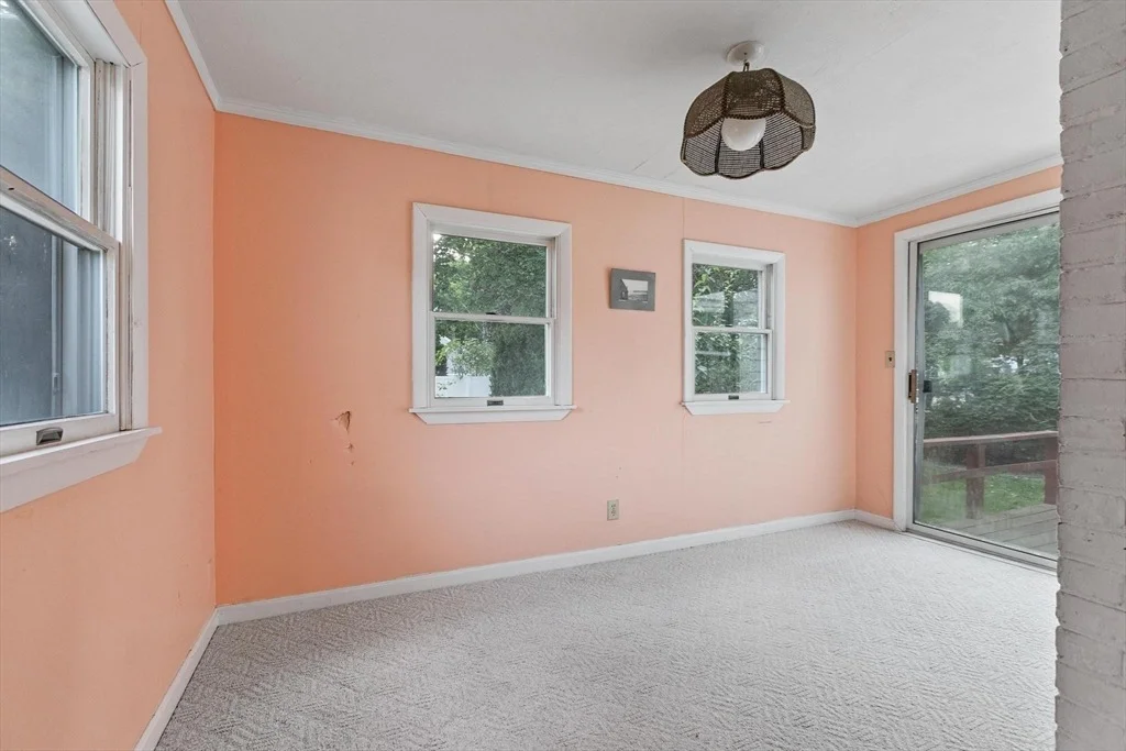 Photo of 79 Livermore Rd