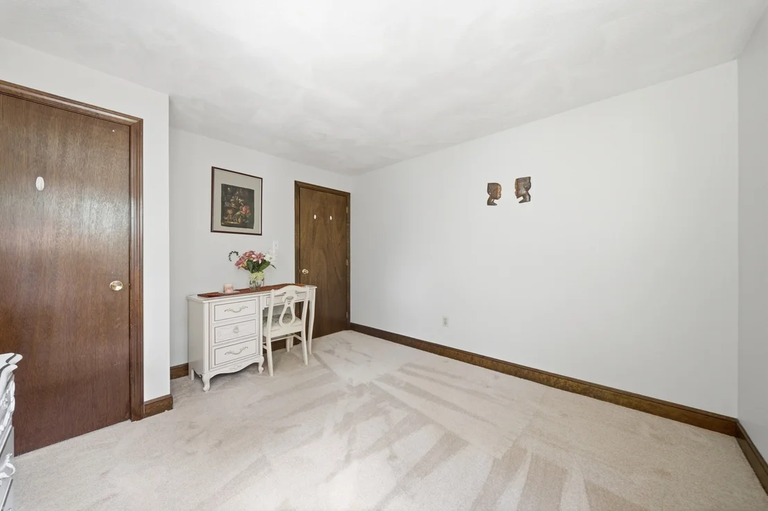 Photo of 9 Sparhawk Dr.