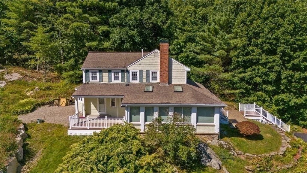 Photo of 16 Indian Ln