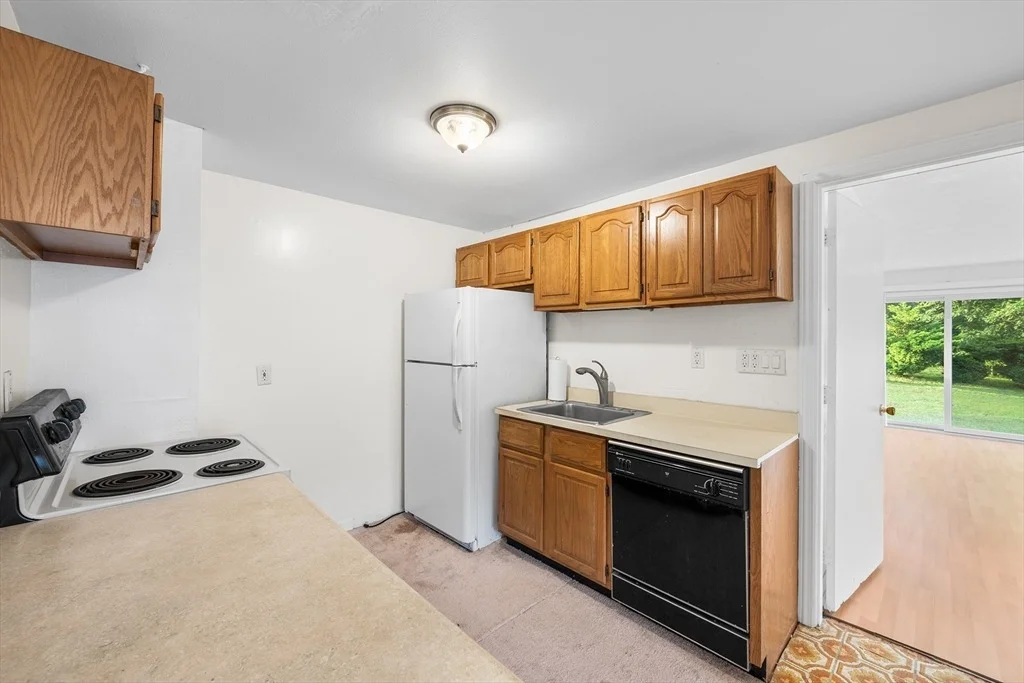 Photo of 20 Hilltop Dr