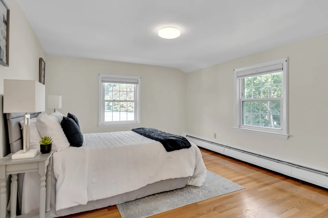 Photo of 33 Stowecroft Rd