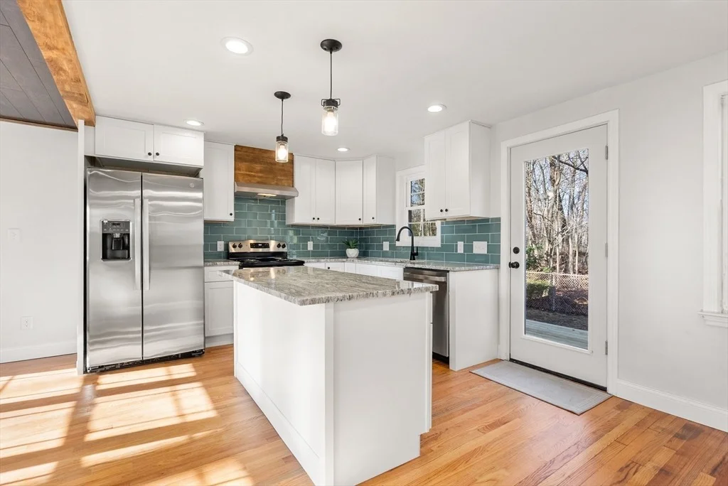 Photo of 48 Beeler Avenue