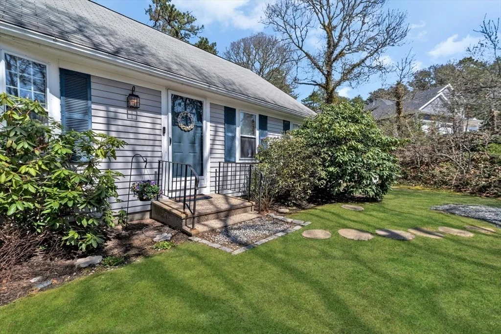 Photo of 5 Maple Ln