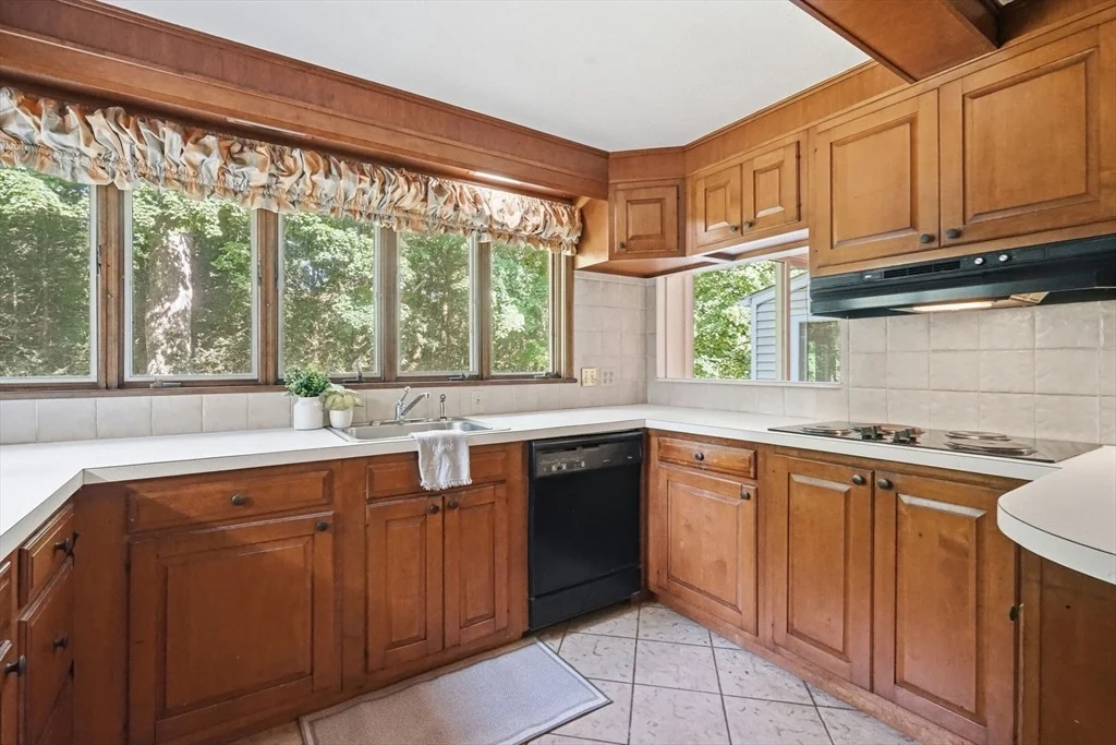 Photo of 634 Glendale Rd