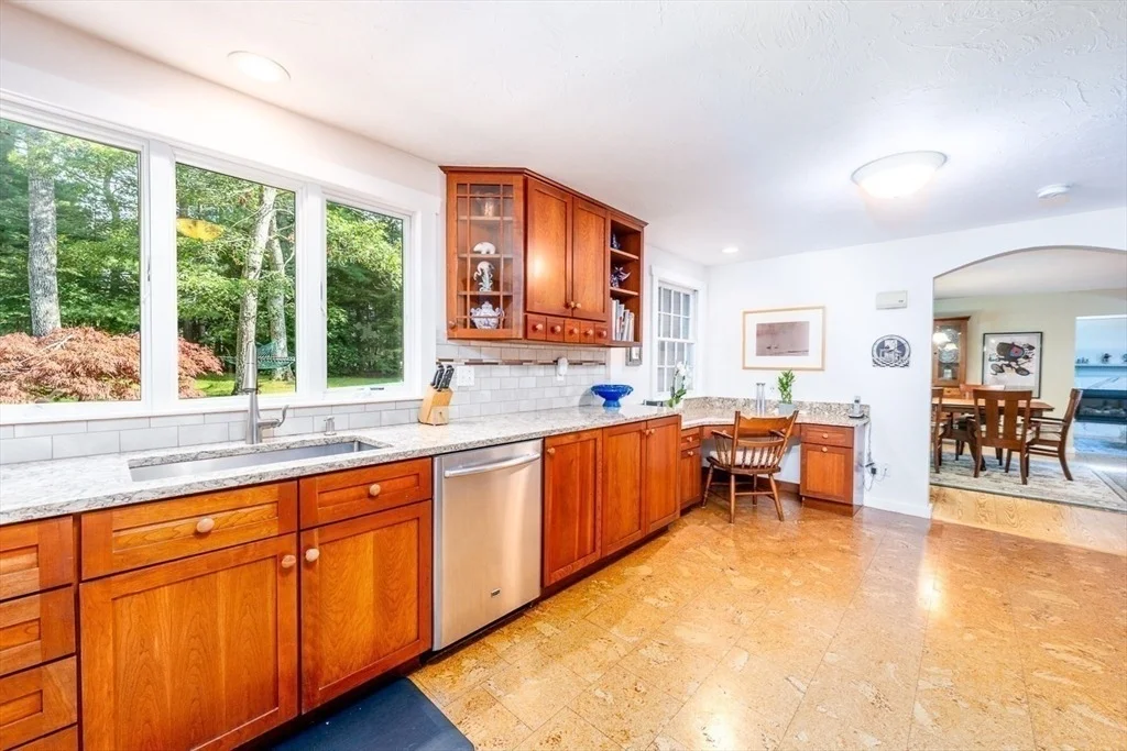 Photo of 239 Whistleberry Dr