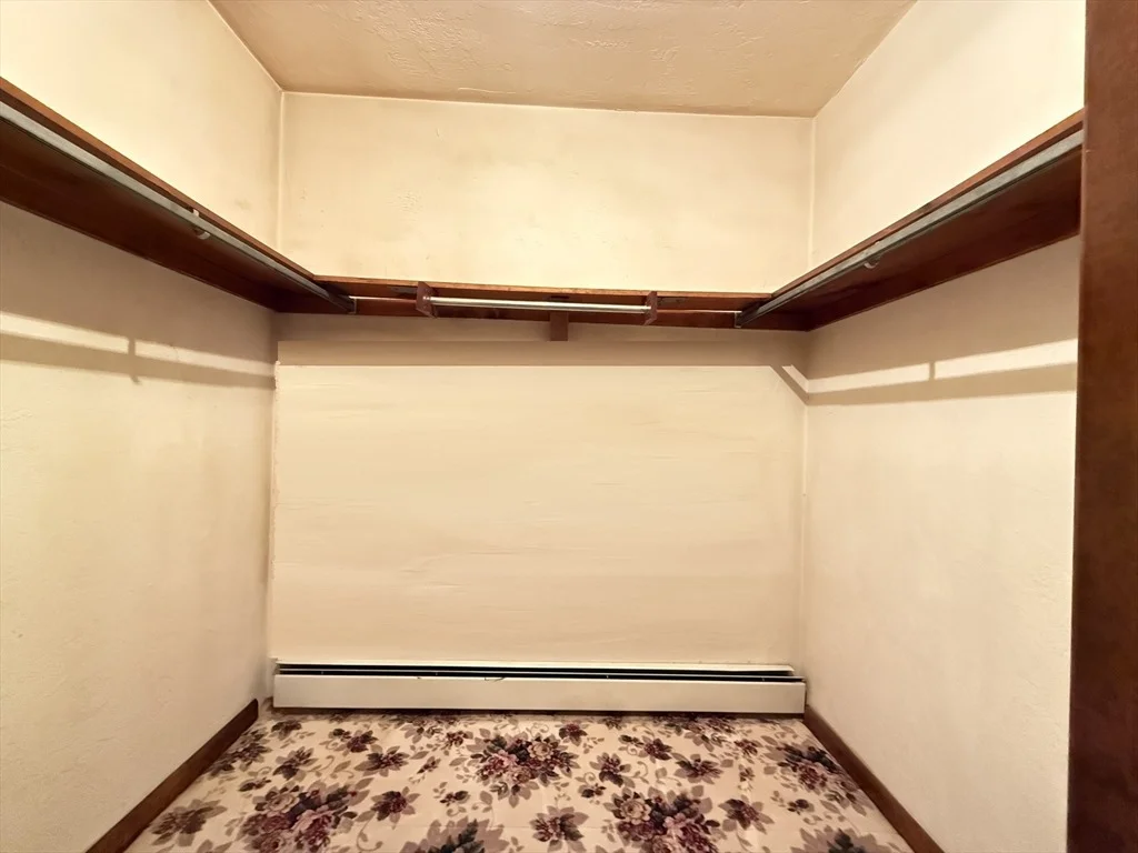 Photo of 9 Scenic Ave