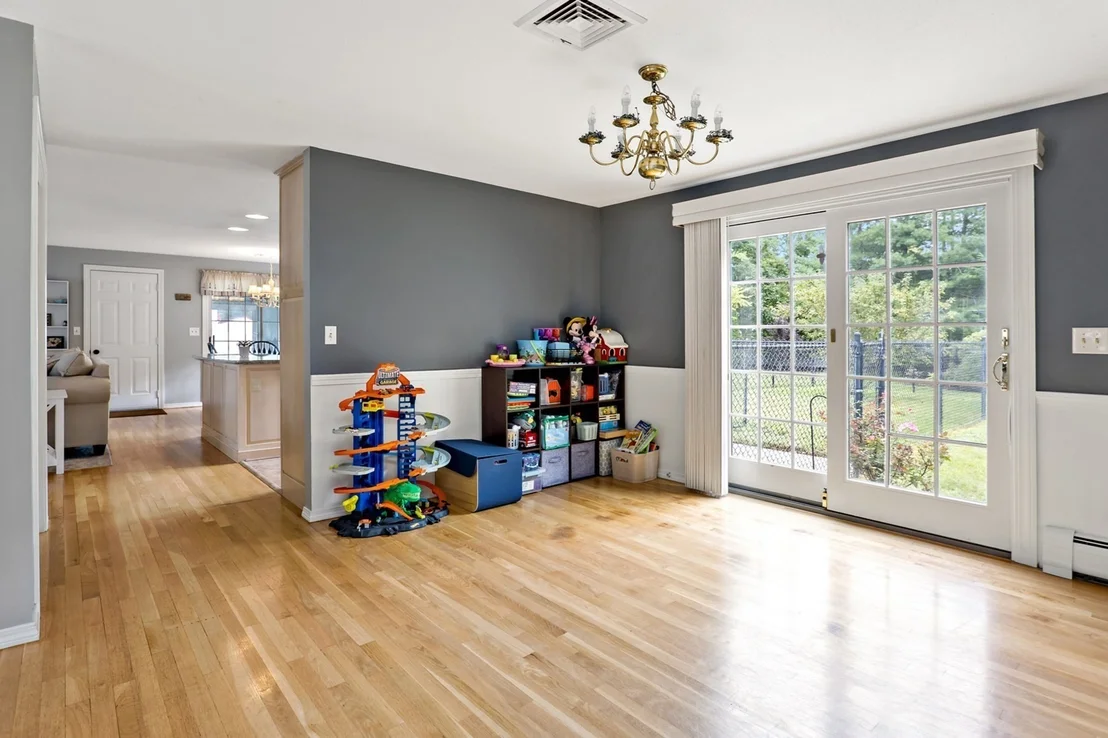 Photo of 348 Prince Hinckley Road