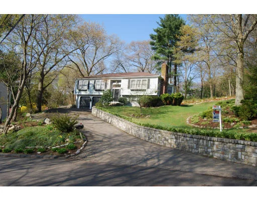 Photo of 87 Greensboro Rd