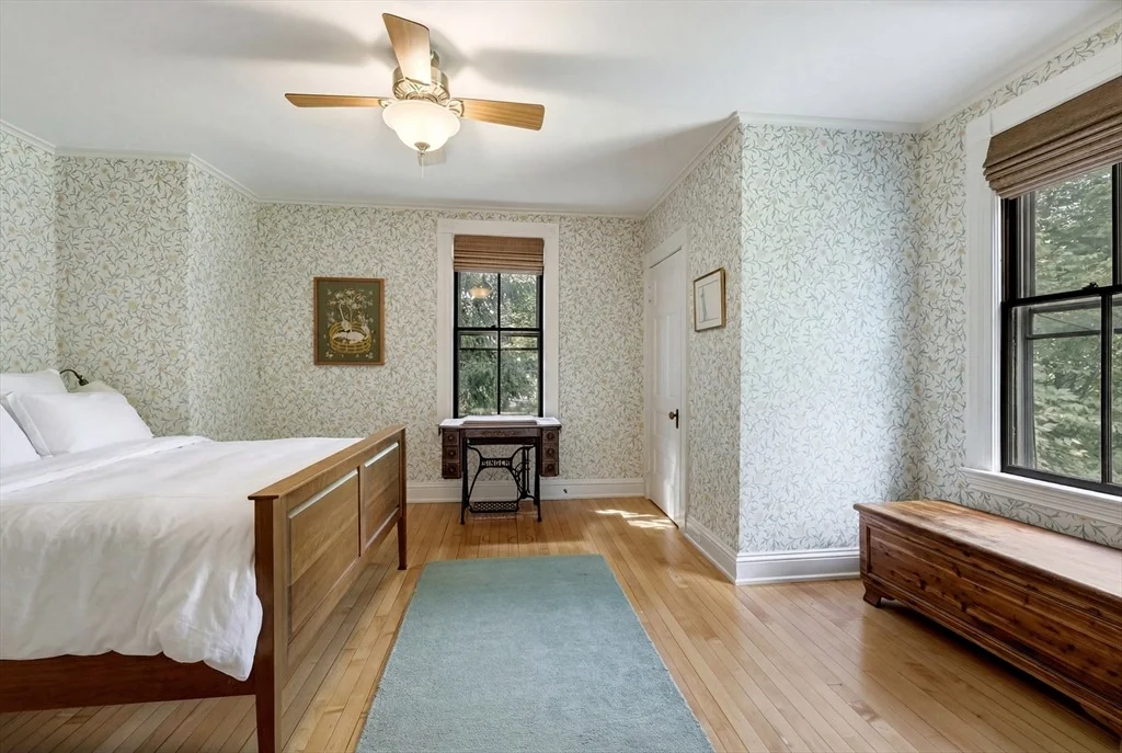 Photo of 91 Sunset Ave