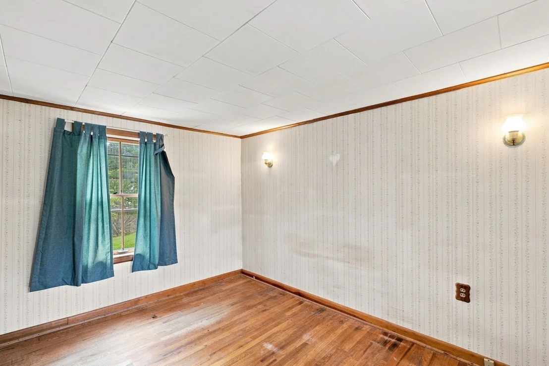 Photo of 128 River St