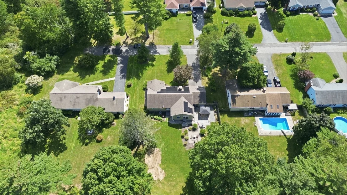 Photo of 8 Shady Ln