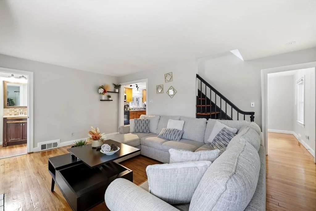 Photo of 15 Lucerne Road