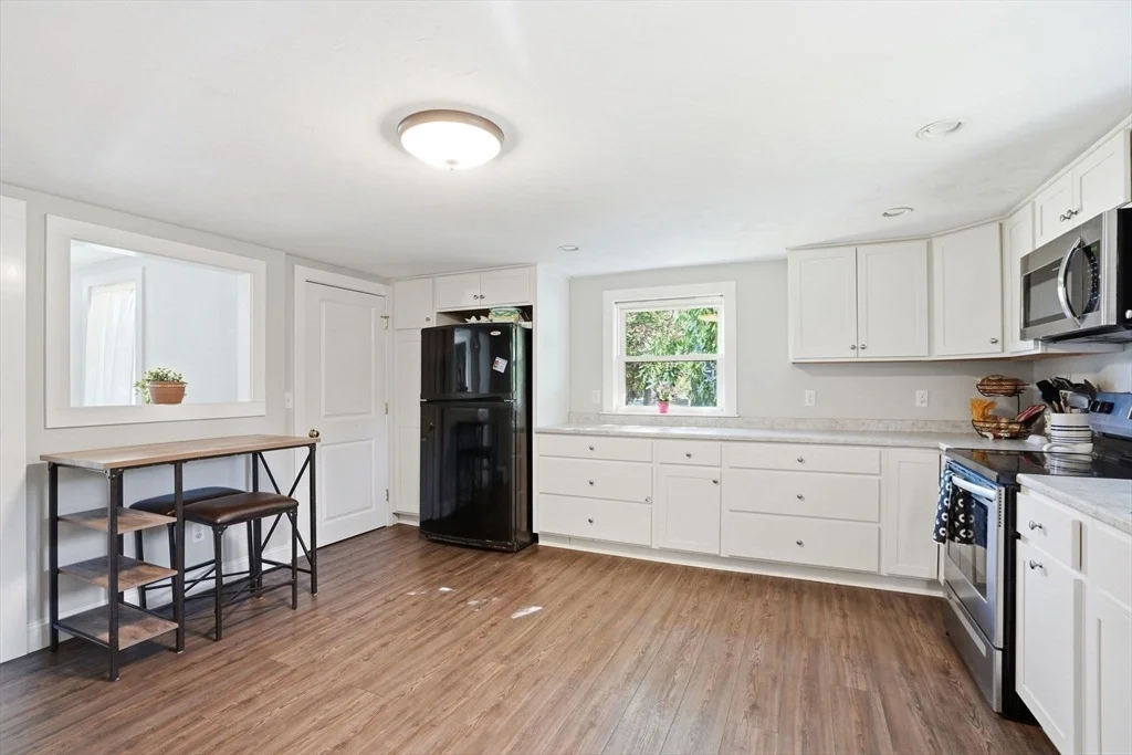 Photo of 72 Pembroke Ave