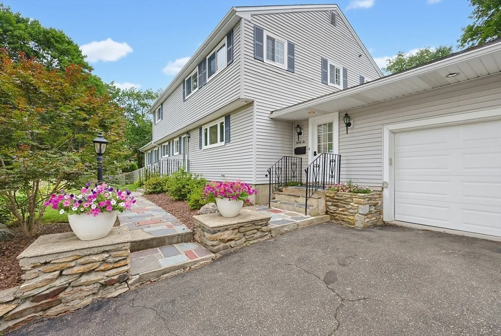 Photo of 32 Falcon St