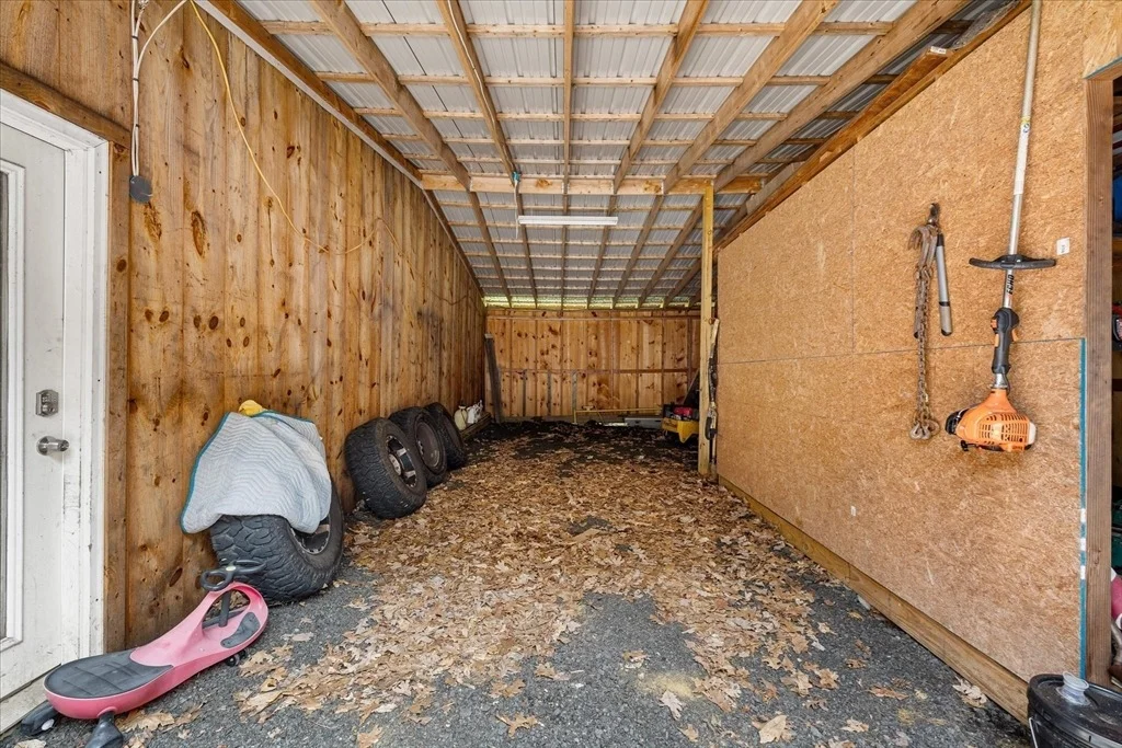 Photo of 8 Oakwood Rd