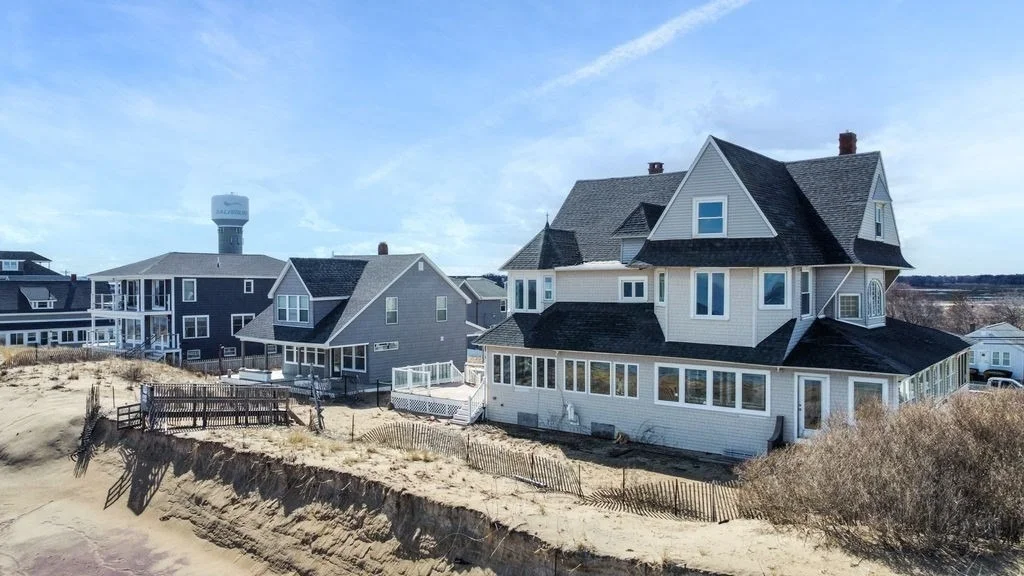 Photo of 154 North End Boulevard