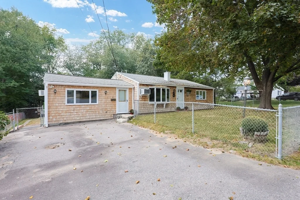 Photo of 11 Silver Ave