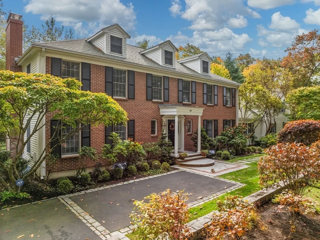 Photo of 10 Livingston Rd