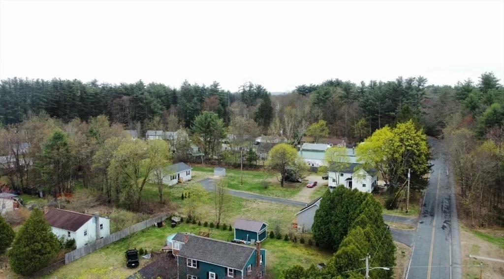 Photo of 16 Sandrah Dr