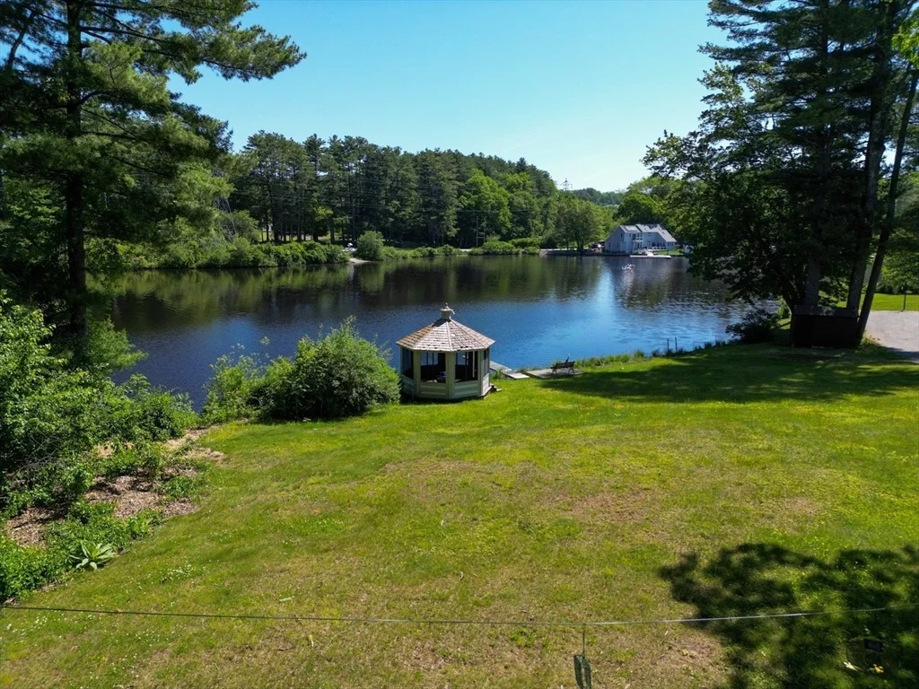 Photo of 57 Shore Rd