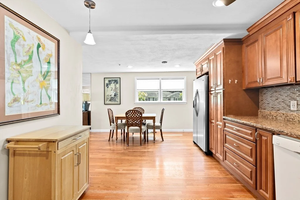 Photo of 16 Niles Rd