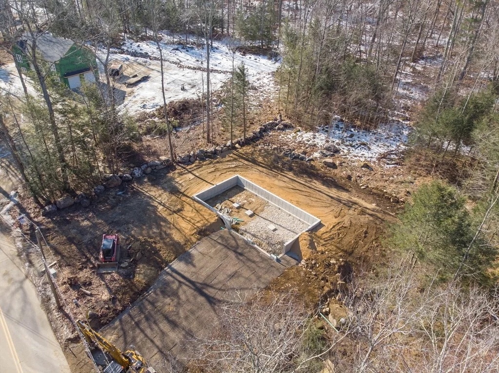 Photo of 55 Brooks Pond Rd