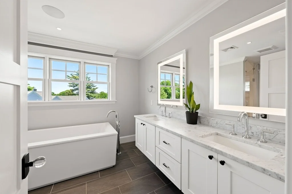 Photo of 45 Whitehall Cir