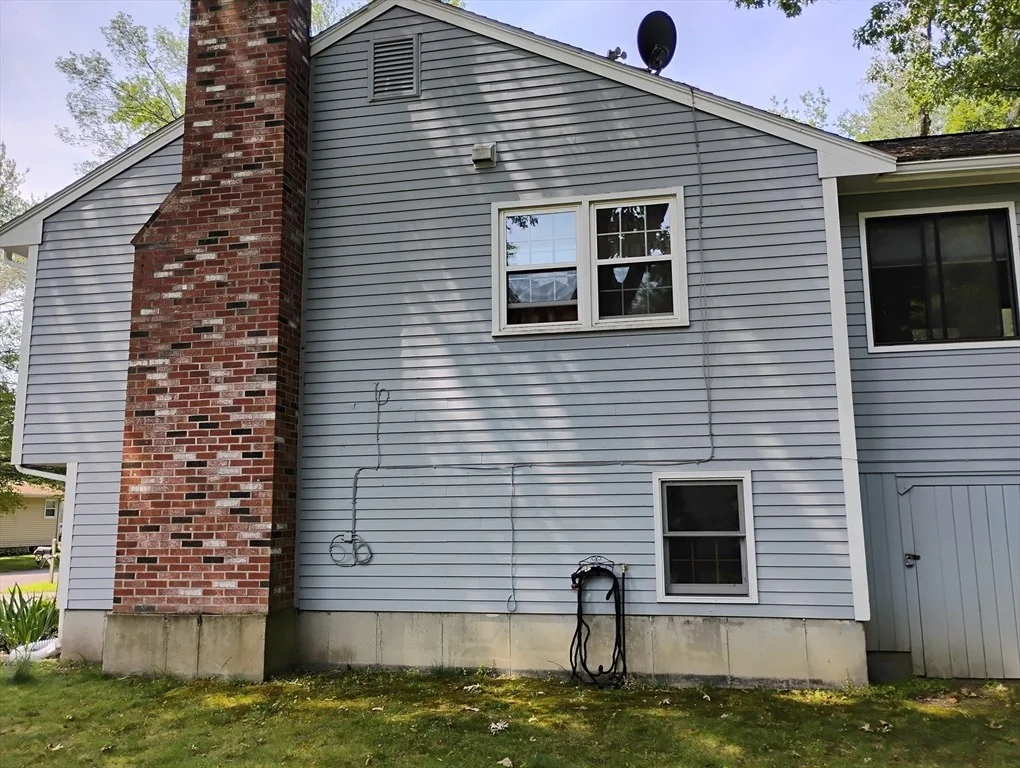 Photo of 9 Packard Rd