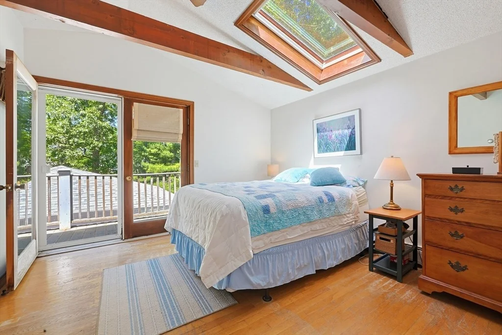 Photo of 1775 Drift Rd