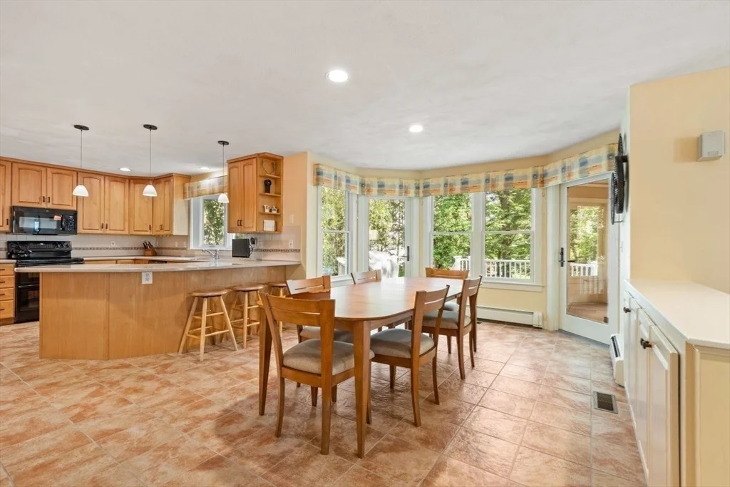Photo of 77 Hillcrest Rd