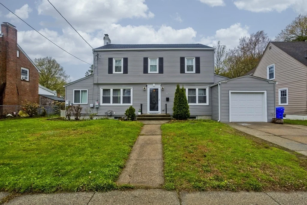 Photo of 174 Abbott St