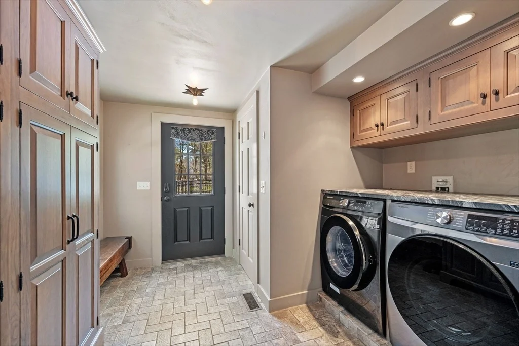 Photo of 1 Chestnut St