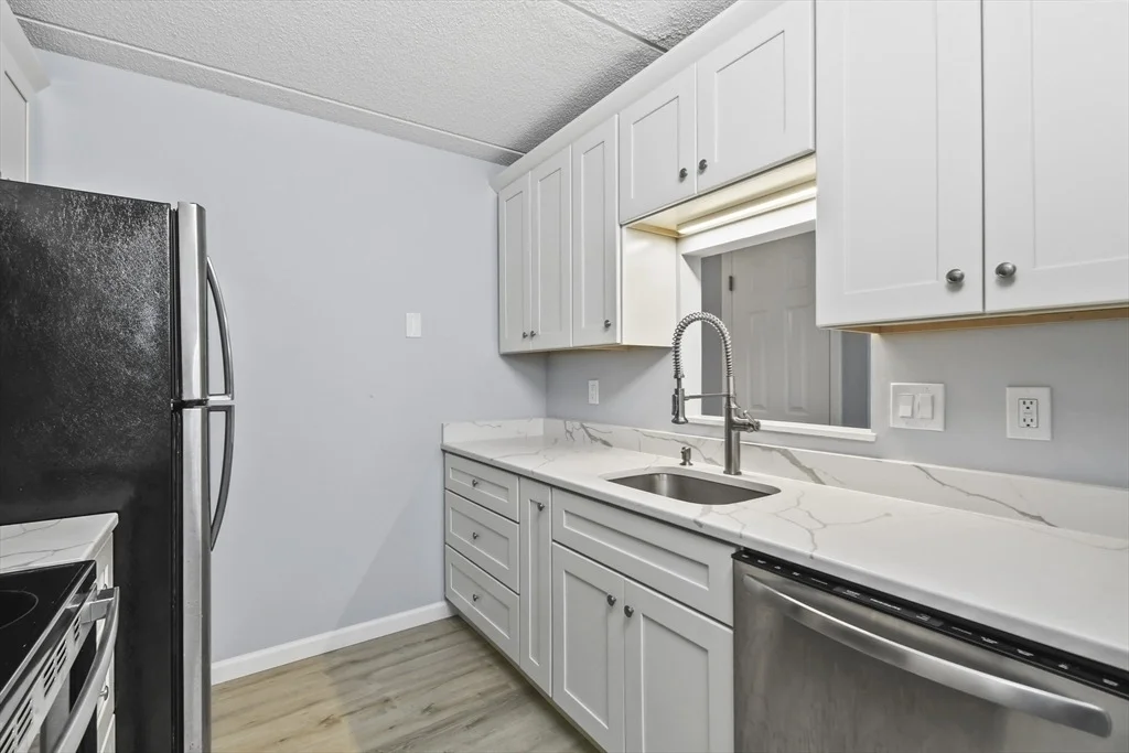 Photo of Unit H at 34 Maple Crest Cir