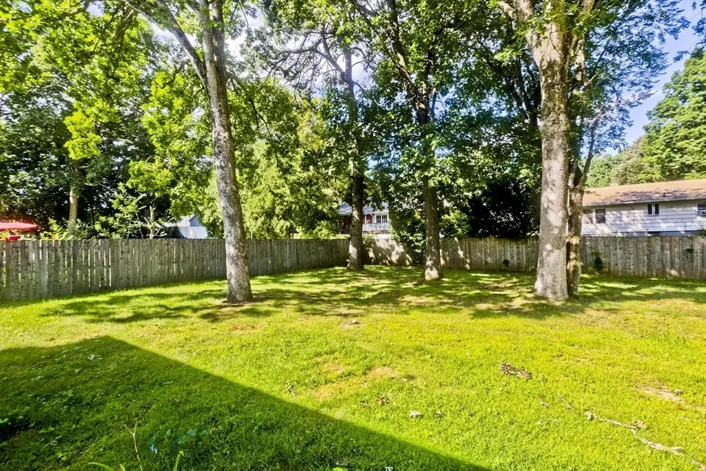 Photo of 50 Crystal Brook Dr