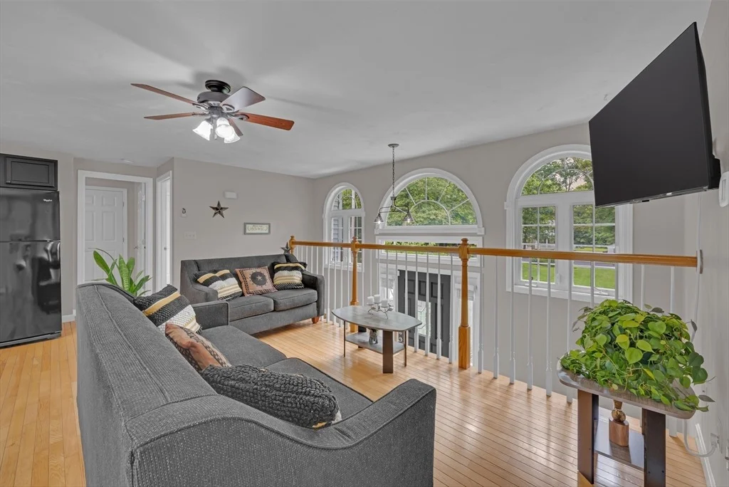 Photo of 3 Laurel St