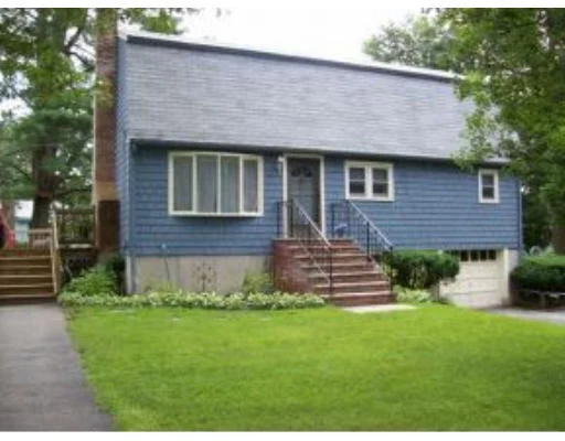 Photo of 7 Hanson Ave