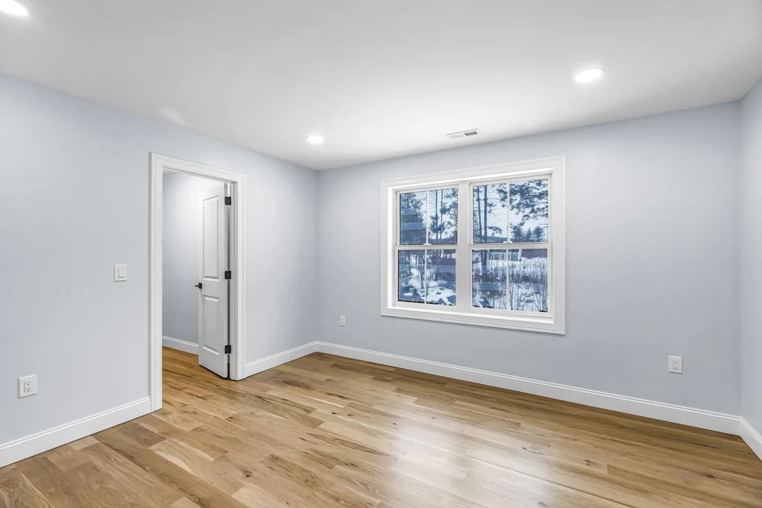 Photo of 44 Balsam Hill