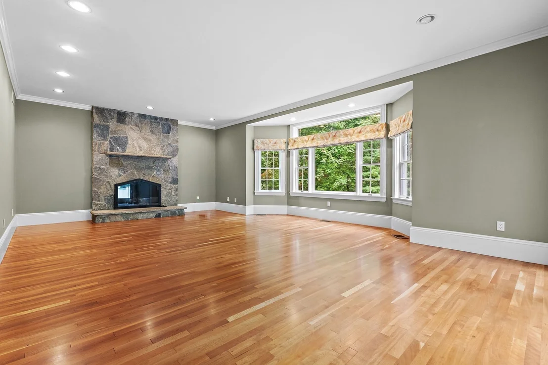 Photo of 27 Carriage Drive