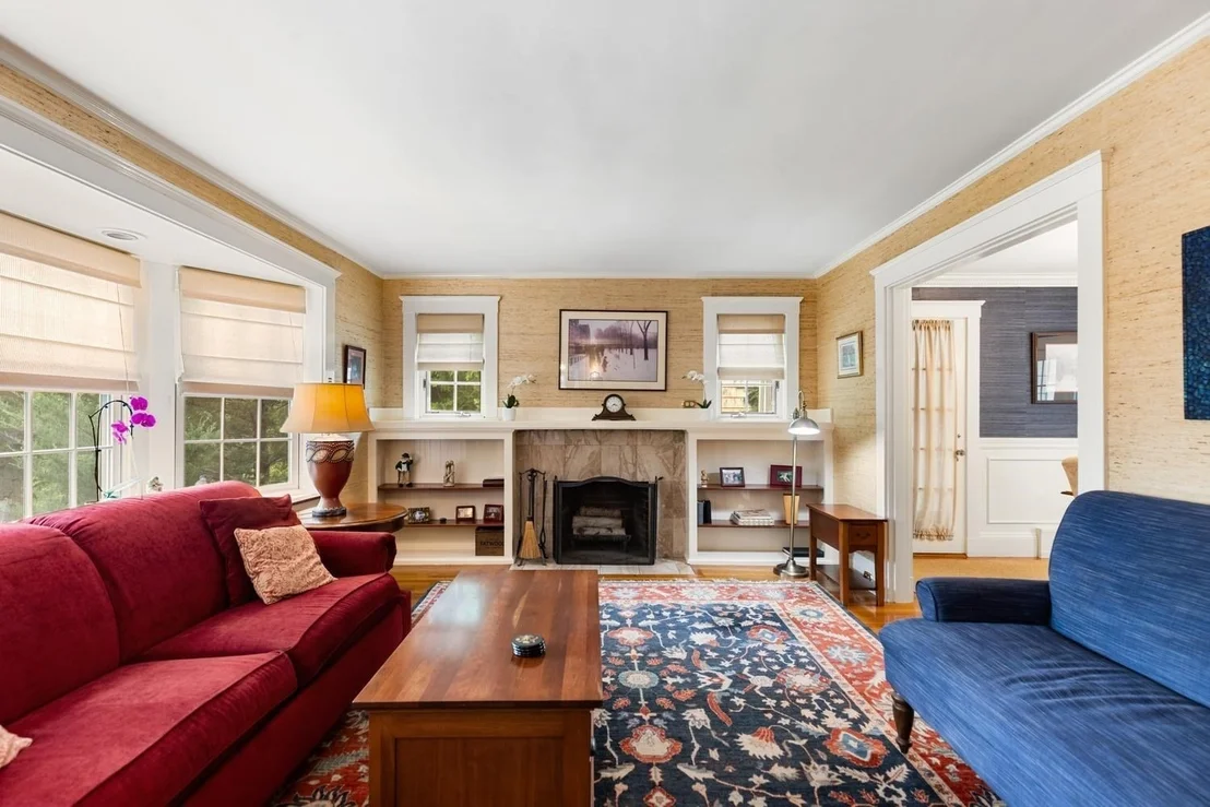 Photo of 216 Bellevue Rd
