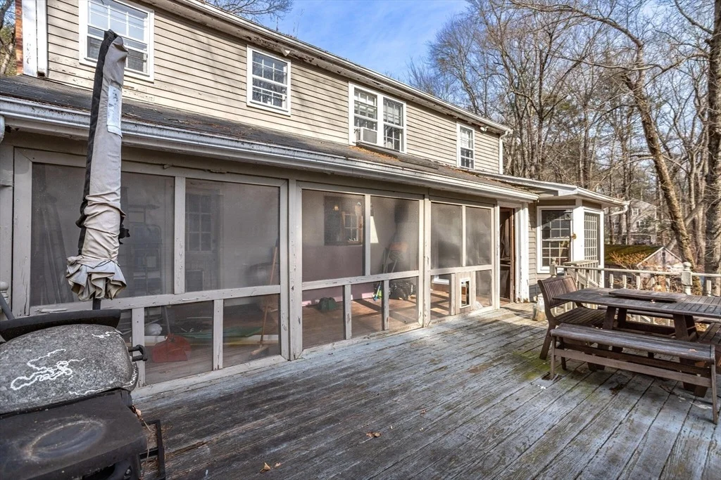 Photo of 13 W Pine Dr