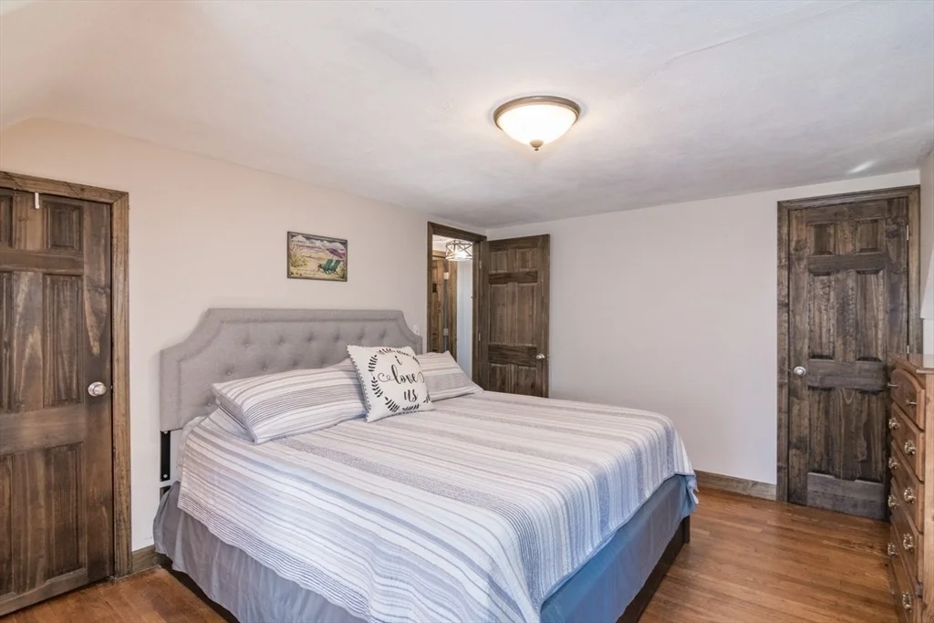 Photo of 77 Lindbergh Blvd