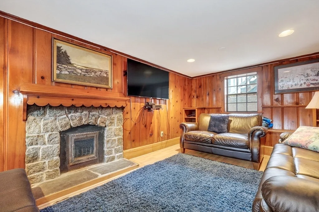 Photo of 87 Payson Rd