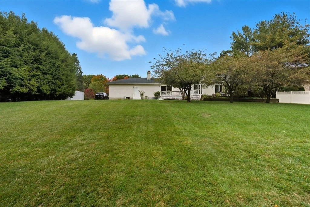 Photo of 98 Lilah Ln