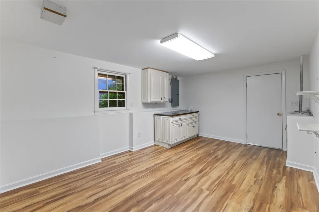 Photo of 627 Main St