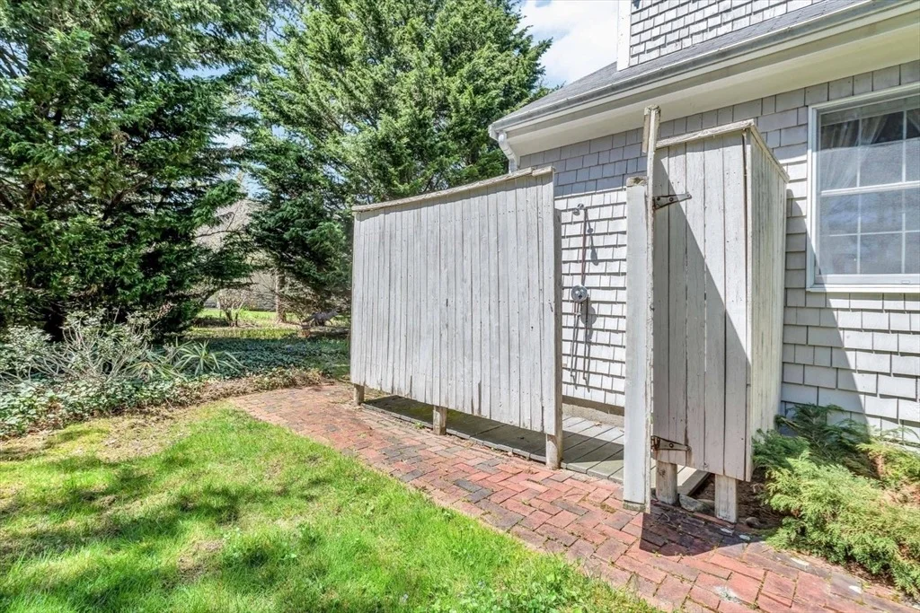 Photo of 20 Bantry Ln