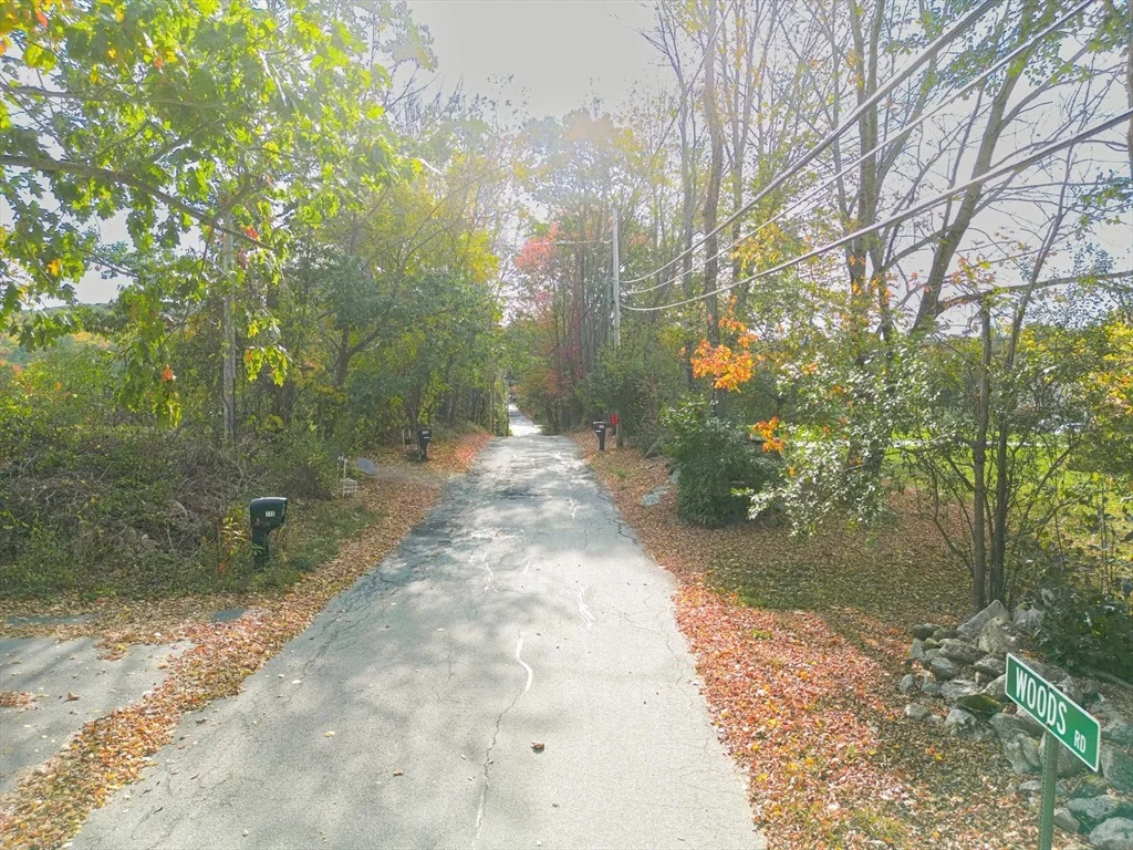 Photo of 621 Woods Road