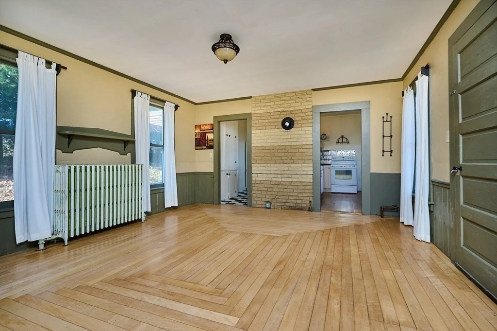 Photo of 41 Coombs Hill Road