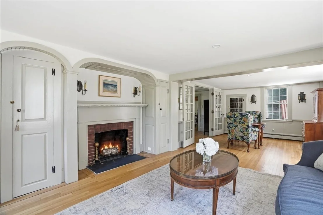 Photo of 424 Main St
