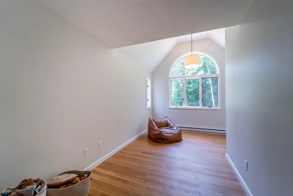 Photo of 140 Sutton Rd