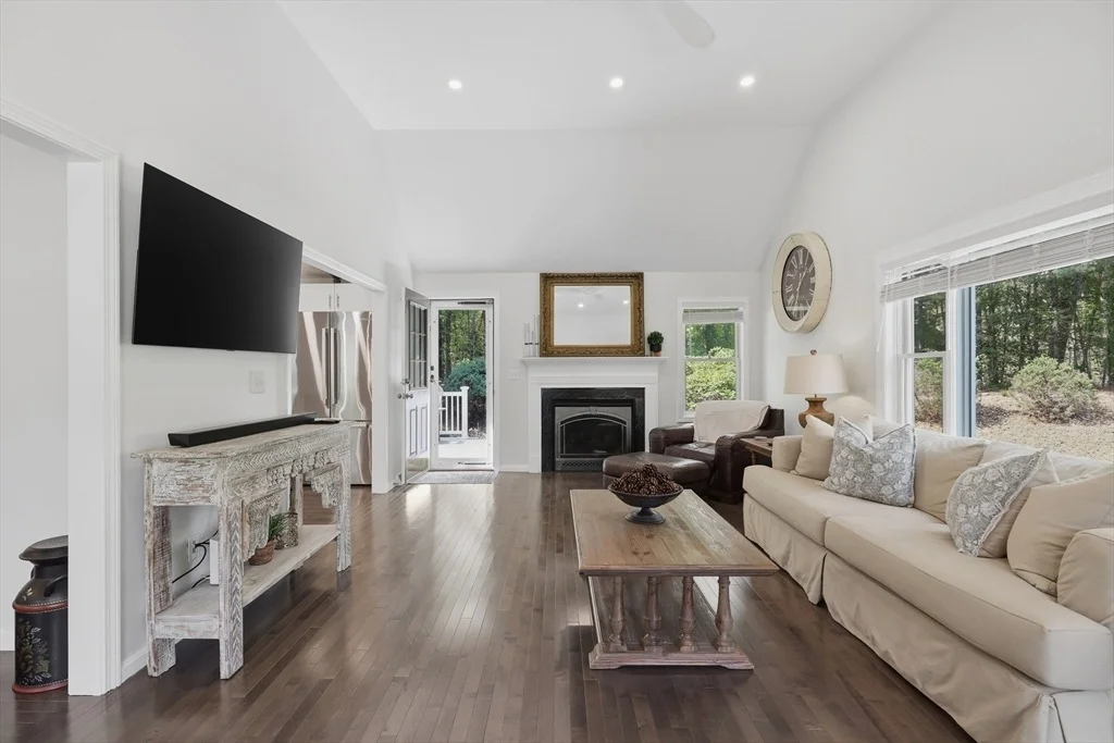 Photo of 25 Christa Drive
